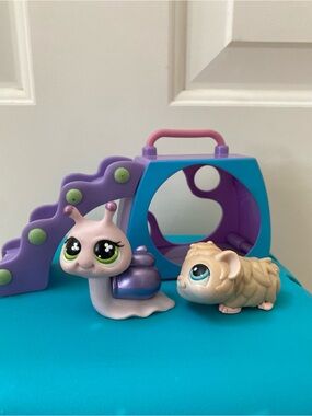 Littlest Pet Shop Figures Lot of 3 LPS toys Snail 628 Guinea Pig 157 Gen 2